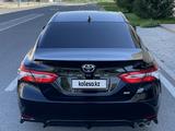Toyota Camry 2019 годаfor8 400 000 тг. в Кульсары – фото 5