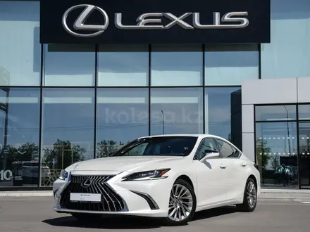 Lexus ES 250 Luxury 2.5 2024 года за 34 990 000 тг. в Шымкент