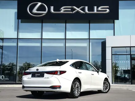 Lexus ES 250 Luxury 2.5 2024 года за 34 990 000 тг. в Шымкент – фото 23