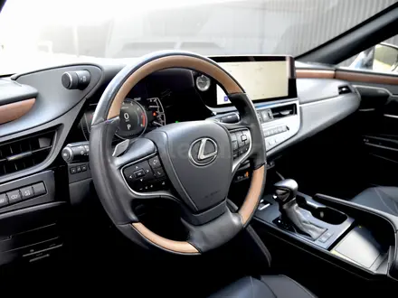 Lexus ES 250 Luxury 2.5 2024 года за 34 990 000 тг. в Шымкент – фото 12