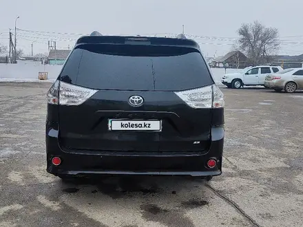 Toyota Sienna 2010 года за 12 500 000 тг. в Рудный – фото 7