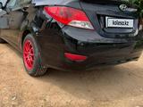 Hyundai Solaris 2011 года за 3 200 000 тг. в Уральск – фото 3