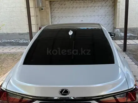 Lexus ES 250 2018 года за 21 000 000 тг. в Тараз – фото 5
