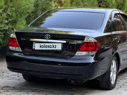 Toyota Camry 2005 года за 5 300 000 тг. в Алматы – фото 12