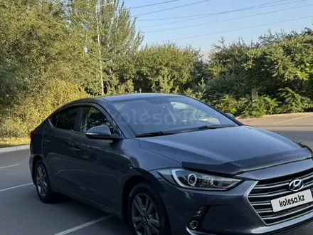 Hyundai Elantra 2018 года за 7 450 000 тг. в Алматы – фото 3