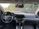 Hyundai Elantra 2018 года за 7 500 000 тг. в Алматы – фото 5