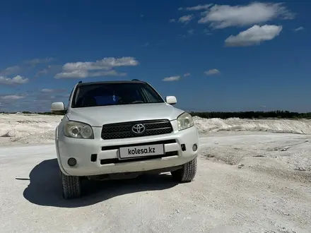 Toyota RAV4 2007 года за 7 200 000 тг. в Атырау – фото 4