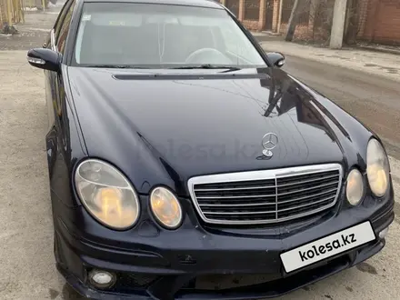 Mercedes-Benz E 220 2004 года за 2 800 000 тг. в Костанай – фото 2