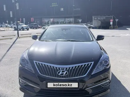 Hyundai Grandeur 2014 года за 8 800 000 тг. в Шымкент – фото 2