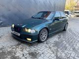 BMW 328 1993 года за 2 900 000 тг. в Алматы – фото 2