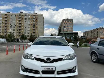 Toyota Camry 2013 года за 6 800 000 тг. в Шымкент – фото 12