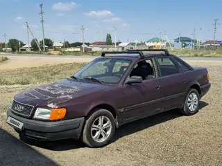 Audi 100