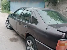 Opel Vectra, 1992