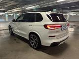 BMW X5 2021 года за 42 000 000 тг. в Алматы – фото 5