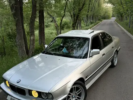 BMW 520 1990 года за 1 800 000 тг. в Астана – фото 3