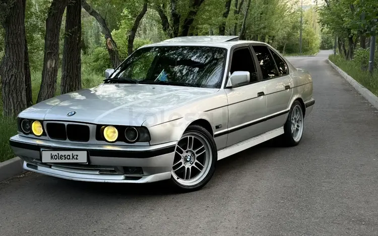 BMW 520 1990 года за 1 800 000 тг. в Астана