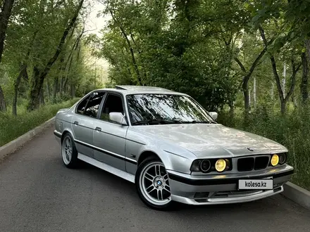 BMW 520 1990 года за 1 800 000 тг. в Астана – фото 4
