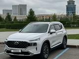 Hyundai Santa Fe 2022 годаүшін21 000 000 тг. в Астана