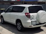 Toyota RAV4 2011 годаүшін7 300 000 тг. в Атырау – фото 2