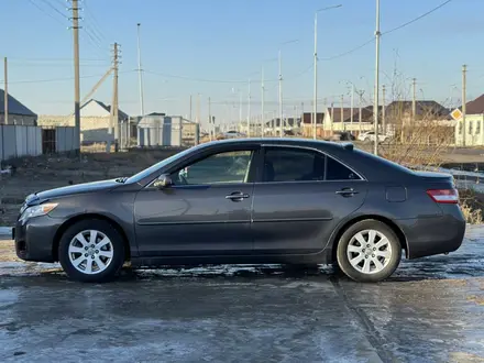 Toyota Camry 2011 года за 4 500 000 тг. в Атырау – фото 9