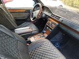 Mercedes-Benz E 320 1994 годаүшін2 000 000 тг. в Астана