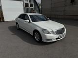 Mercedes-Benz E 200 2011 года за 8 800 000 тг. в Астана – фото 3