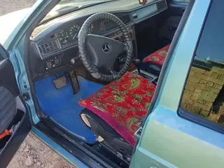 Mercedes-Benz 190
