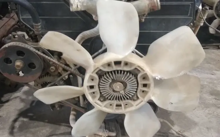 Двигатель и кпп на Исузу Трупер Isuzu Trooper за 10 000 тг. в Атырау