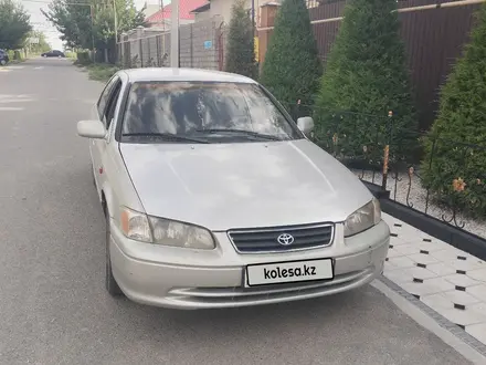 Toyota Camry 2001 года за 3 000 000 тг. в Шымкент – фото 3