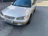 Toyota Camry 1999 года за 3 300 000 тг. в Алматы