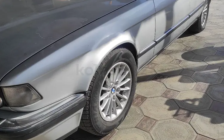 BMW 735 1991 годаүшін2 600 000 тг. в Алматы