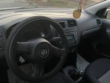 Volkswagen Polo 2014 года за 4 400 000 тг. в Атырау – фото 3