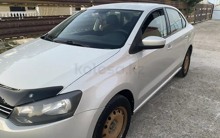 Volkswagen Polo 2014 годаfor4 400 000 тг. в Атырау