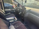Hyundai Staria 2023 года за 24 800 000 тг. в Алматы – фото 3