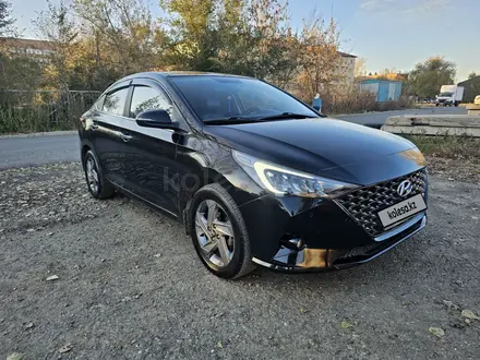 Hyundai Accent 2021 года за 7 900 000 тг. в Усть-Каменогорск