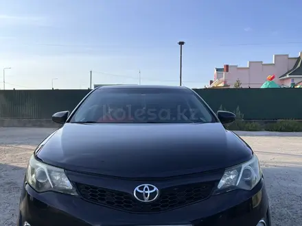 Toyota Camry 2013 года за 7 500 000 тг. в Атырау