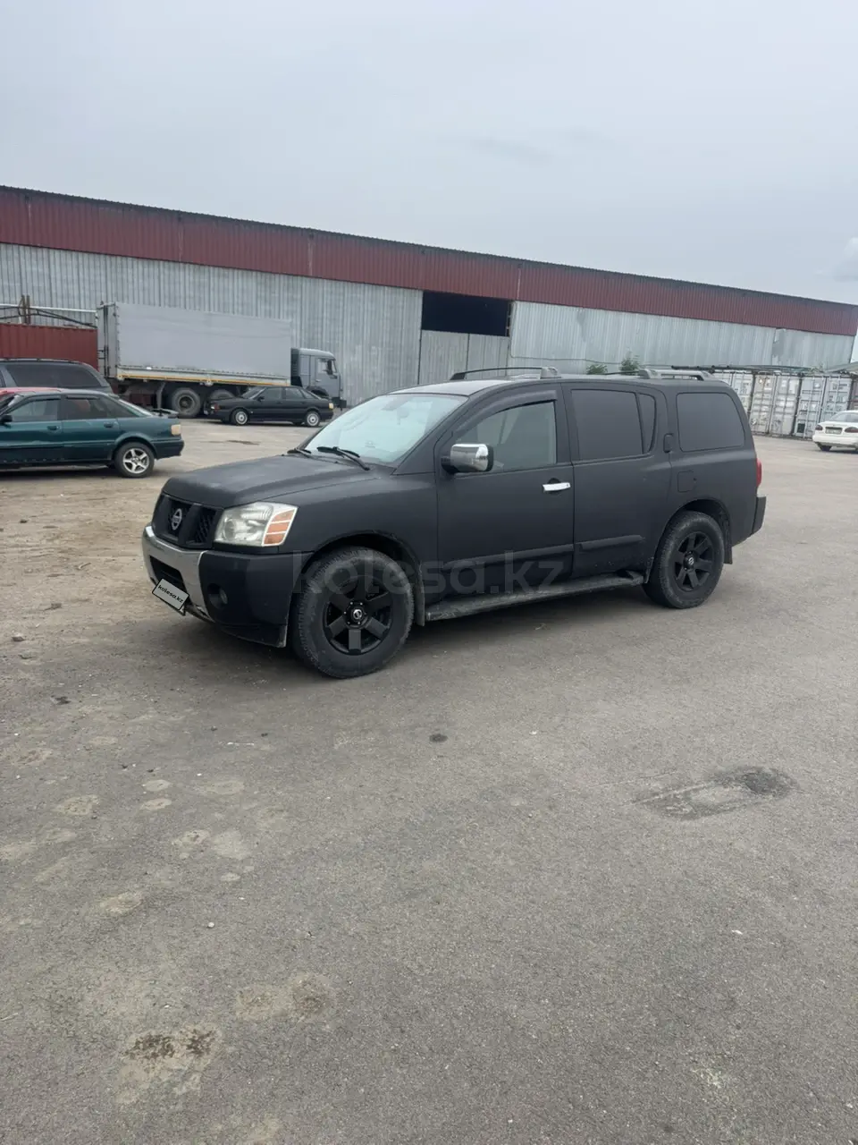 Nissan Armada, 2004