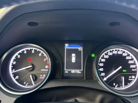Toyota Camry 2021 года за 11 800 000 тг. в Алматы – фото 16