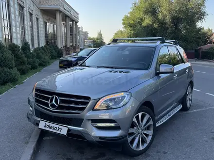 Mercedes-Benz ML 400 2014 года за 22 000 000 тг. в Алматы