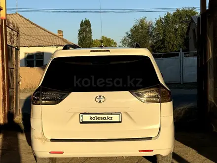 Toyota Sienna 2014 года за 12 700 000 тг. в Алматы – фото 3