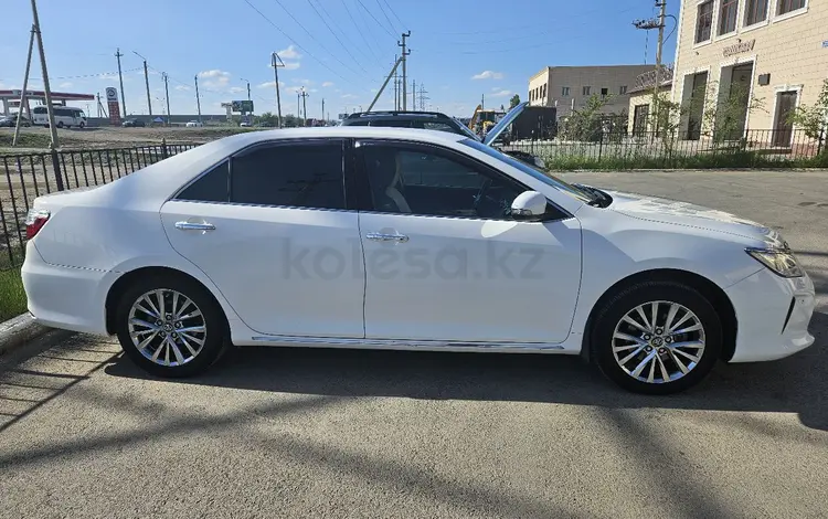 Toyota Camry 2013 годаүшін9 300 000 тг. в Атырау