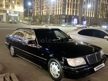 Mercedes-Benz S 500 1997 года за 4 000 000 тг. в Астана – фото 19