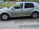 Volkswagen Golf 2001 года за 1 900 000 тг. в Караганда – фото 3