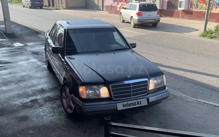 Mercedes-Benz E 280 1994 года за 3 200 000 тг. в Шымкент