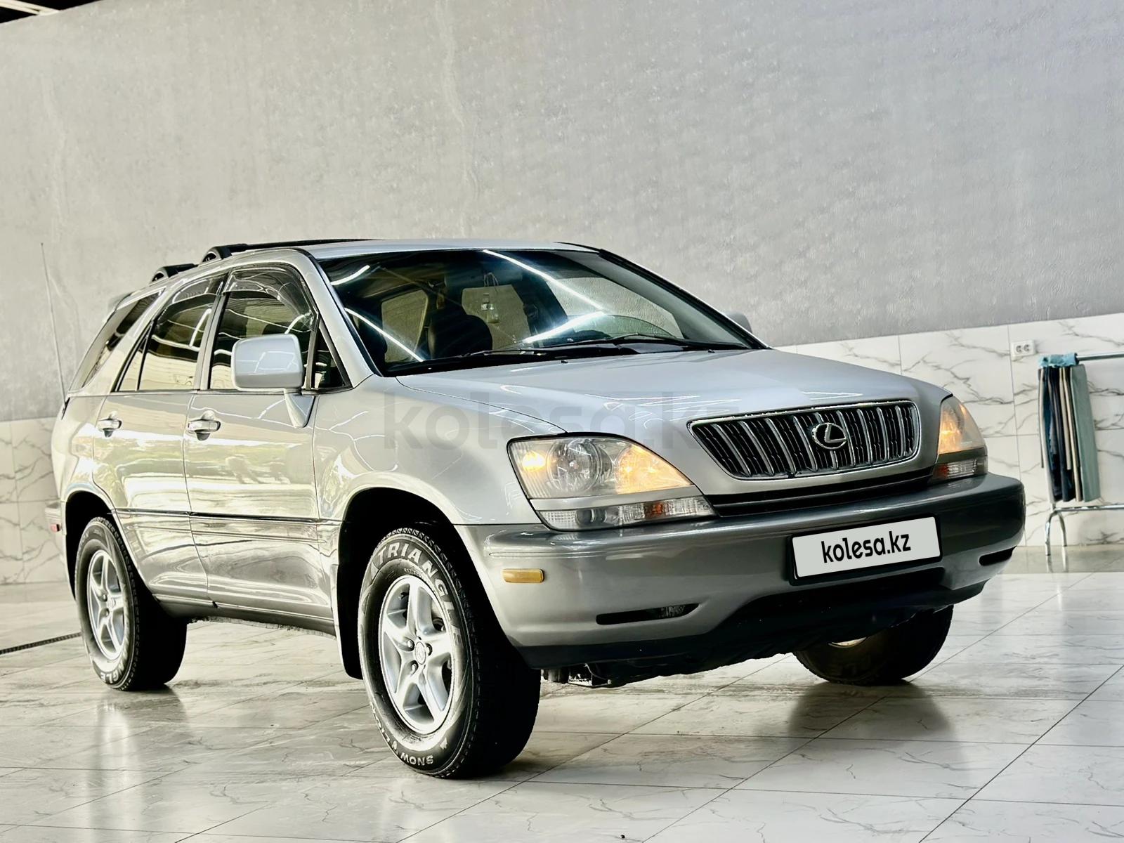 Lexus RX 300 2001 г.