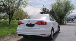 Volkswagen Jetta 2017 года за 7 700 000 тг. в Алматы – фото 2