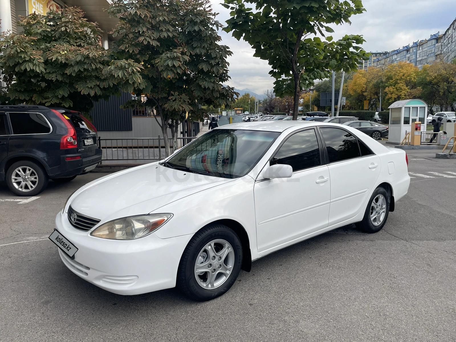 Toyota Camry 2003 г.