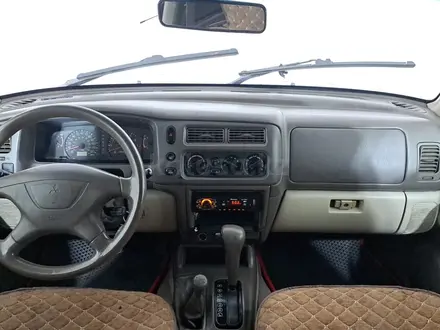 Mitsubishi Montero Sport 2000 года за 3 790 000 тг. в Астана – фото 13