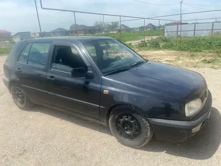 Volkswagen Golf 1995 года за 1 400 000 тг. в Алматы – фото 2