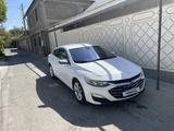 Chevrolet Malibu 2019 года за 7 500 000 тг. в Шымкент – фото 4